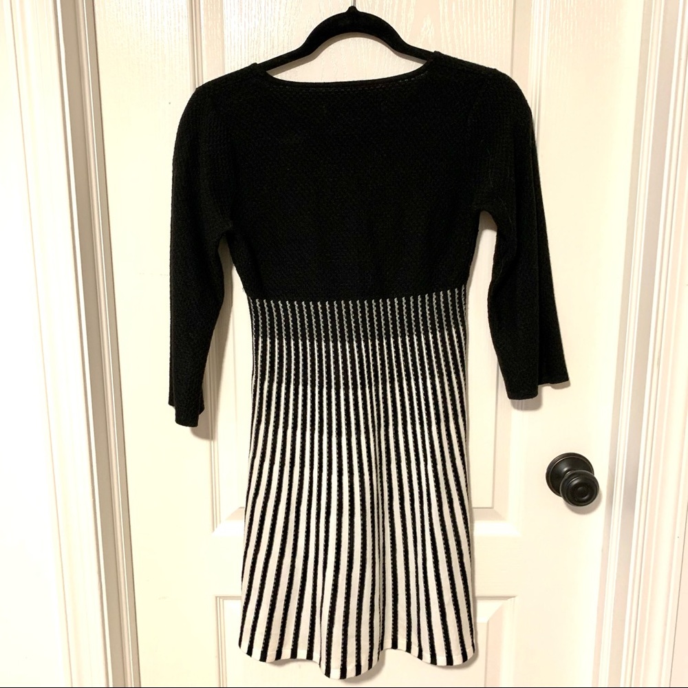 MARC NEW YORK Andrew Marc Pleated Sweater Fit-N-Flair Dress—SZ. PS - Picture 2 of 6